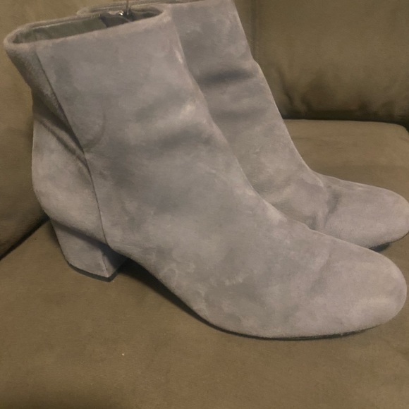 Sam Edelman Gray Suede Booties size 9 - Picture 2 of 4